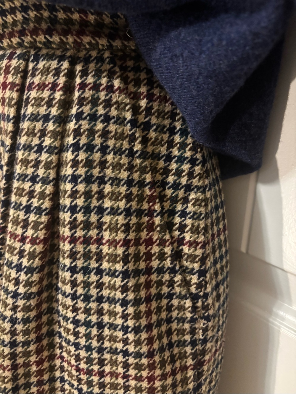 Vintage Pendleton 100% Virgin Wool Plaid Houndstooth Midi Skirt Petite 8 USA - Picture 3 of 11